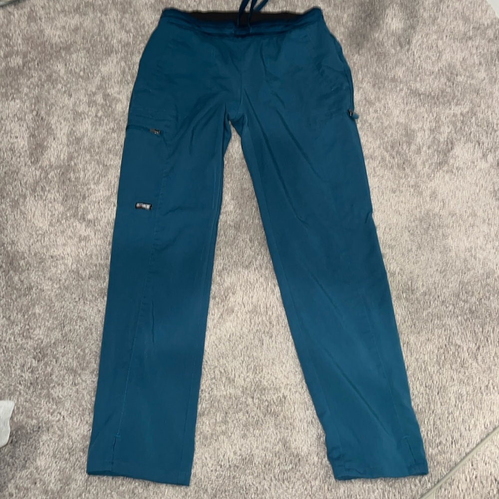 Scrub pants